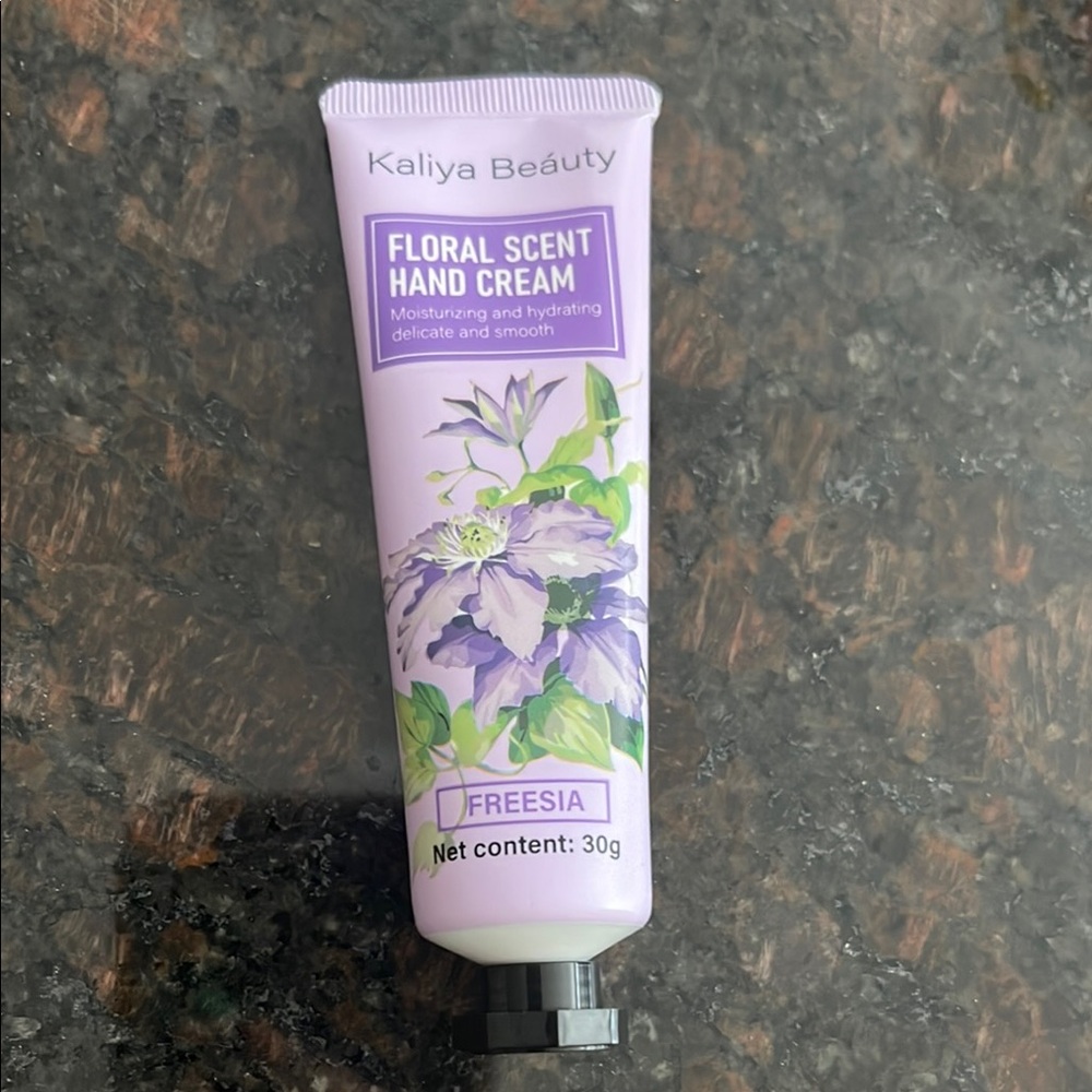 Kaliya Beauty Floral Scent Hand Cream
